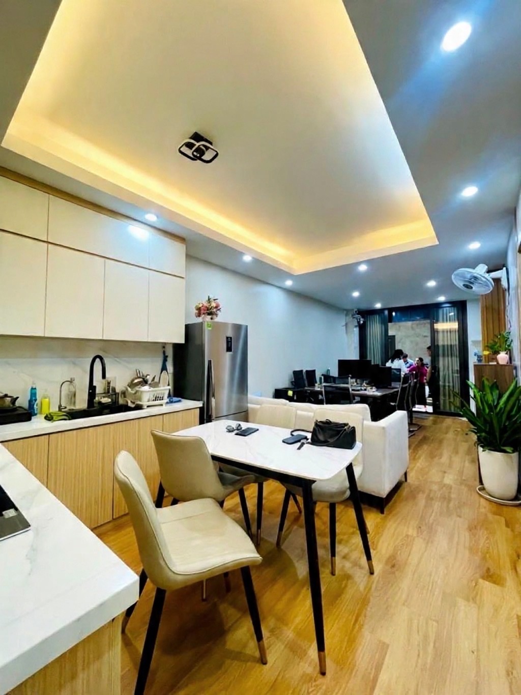 tập thể tầng 1 bắc nghĩa tân 60m 2 ngủ 2 wc 5,9 tỷ ô tô tránh,kinh doanh,full nội thất