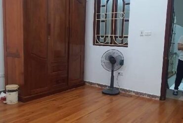 bán nhà kim mã 40m x4 tầng 7,4 tỷ ngõ rộng,thoáng,gần phố,dân xây
