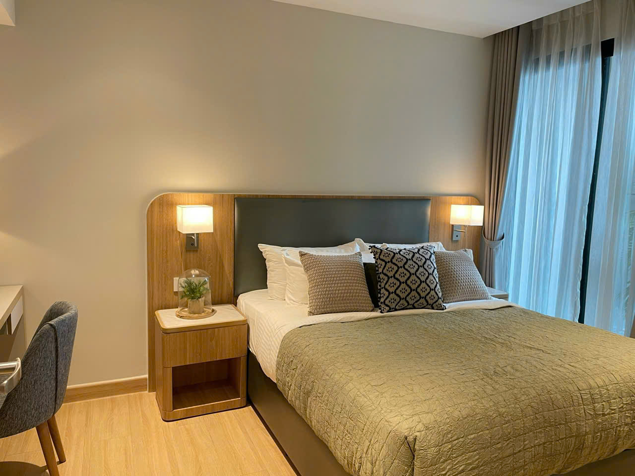 BÁN CĂN HỘ ZENNITY – 3PN FULL NỘI THẤT – ĐANG CÓ HĐ THUÊ 38 TRIỆU/THÁNG