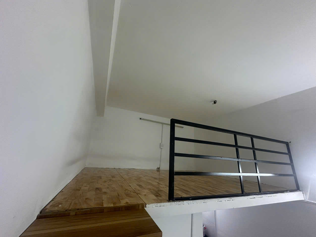 Pass lại phòng trọ tầng trệt có gác – đầy đủ nội thất cơ bản – Bình Tân