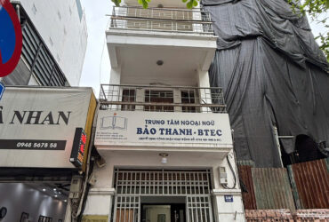 Chính chủ cho thuê nguyên căn sát góc, hướng Đông, mặt phố Bà Triệu, Q.Hai Bà Trưng, Hà Nội.