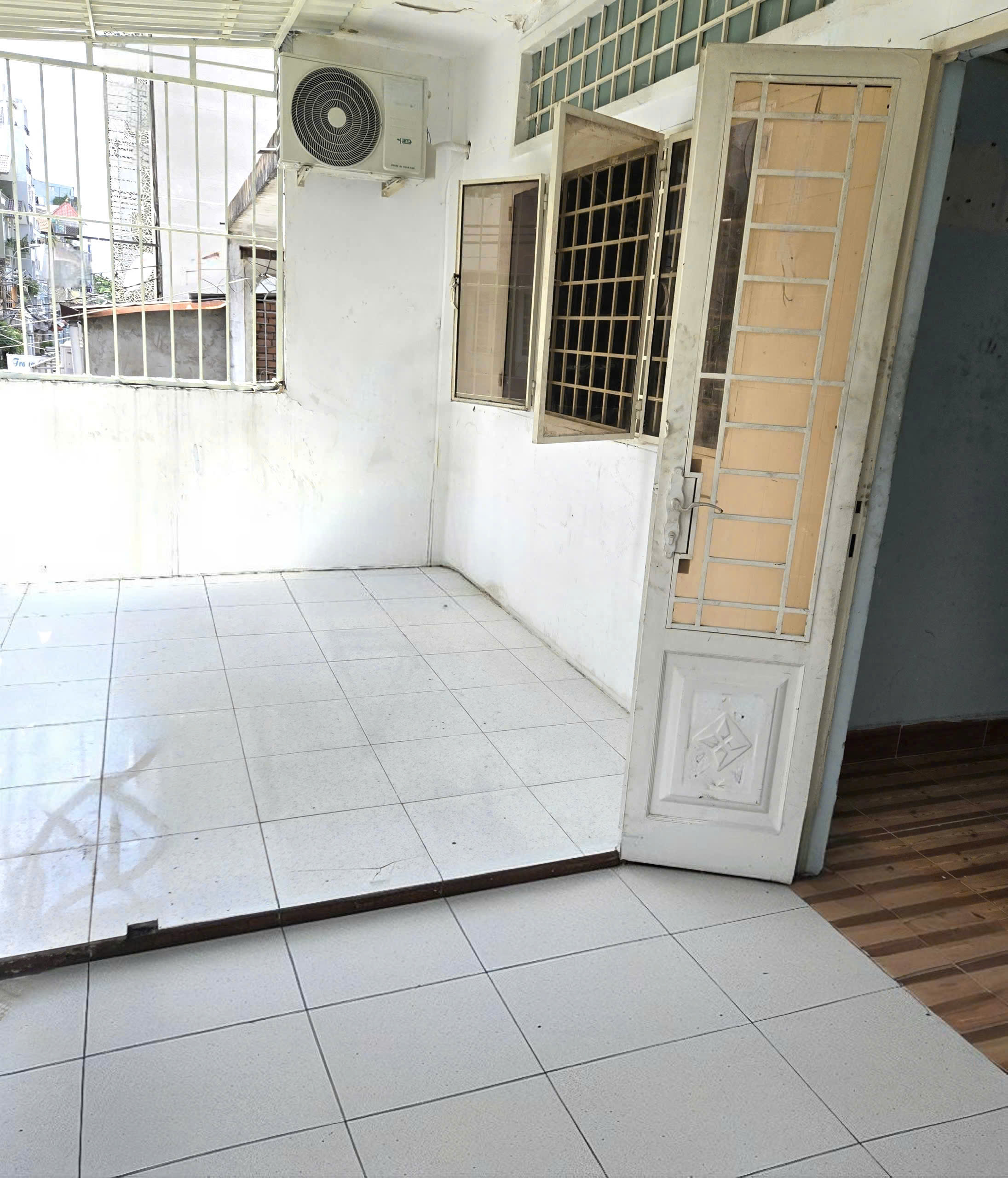 CHO THUÊ NHÀ NGUYÊN CĂN – GẦN CHỢ THUỐC TÂY Q10 – KINH DOANH TỐT