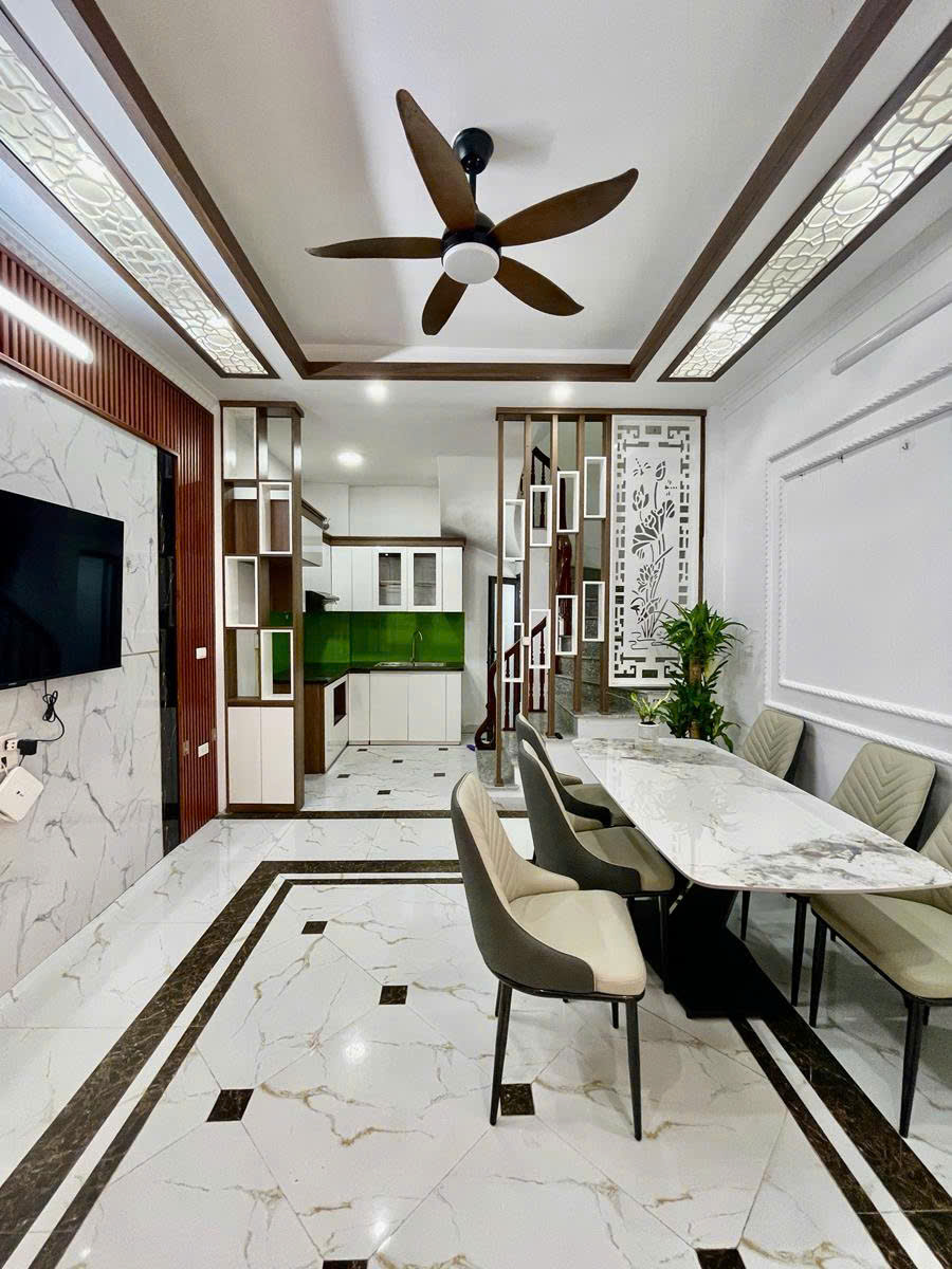 BÁN NHÀ 5 TẦNG MỚI PHÚC LỢI – LONG BIÊN CHỈ NHỈNH 5 TỶ