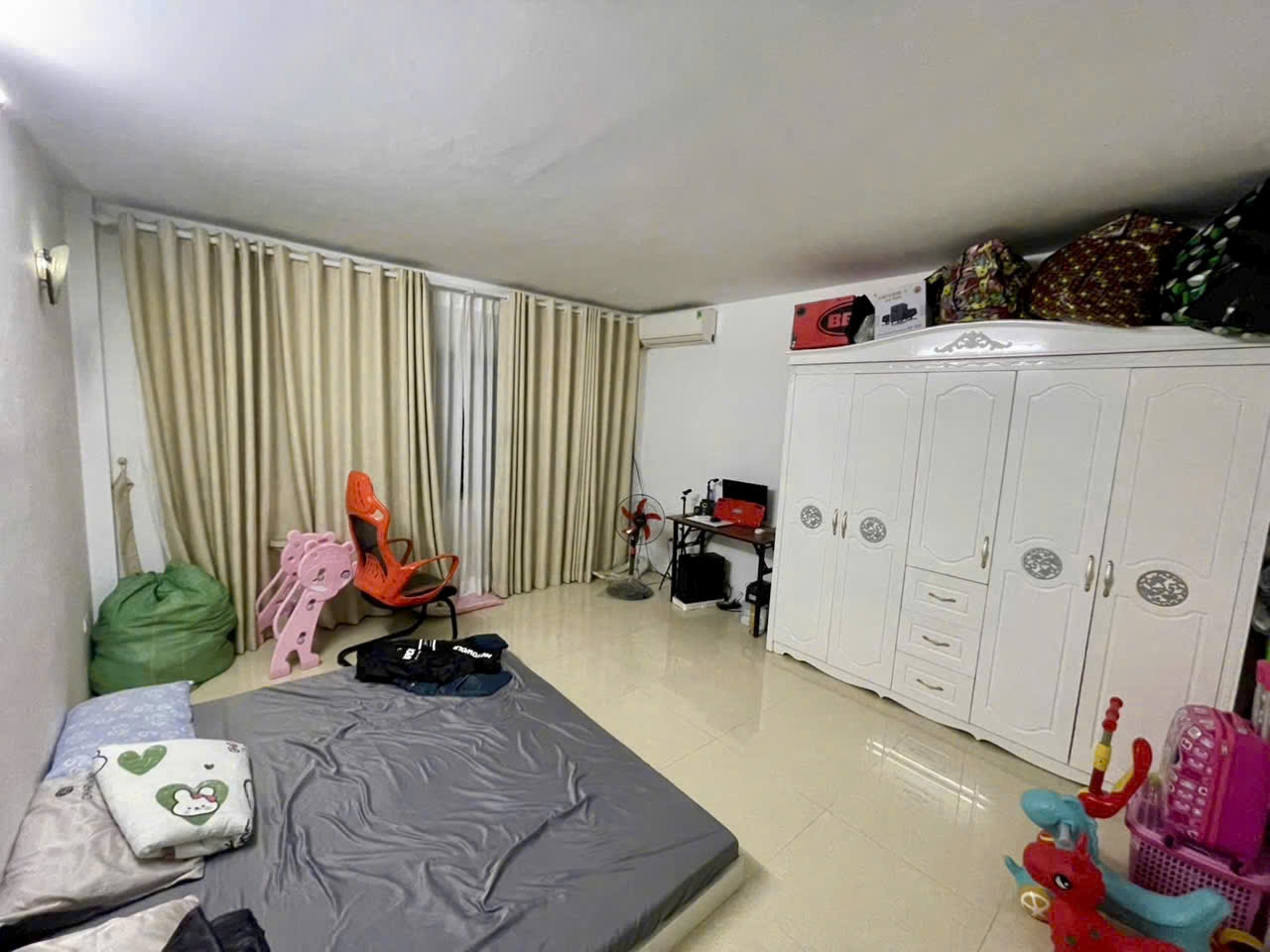 Bán nhà vị trí đẹp đường Thach Bàn – Long Biên – HN.