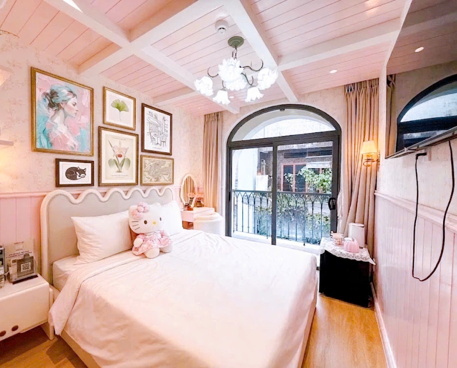 Căn hộ dịch vụ hẻm Ô tô Cách Mạng Tháng Tám – QUẬN 10 – 6 x 8m (47 m2) – 19.9 tỷ