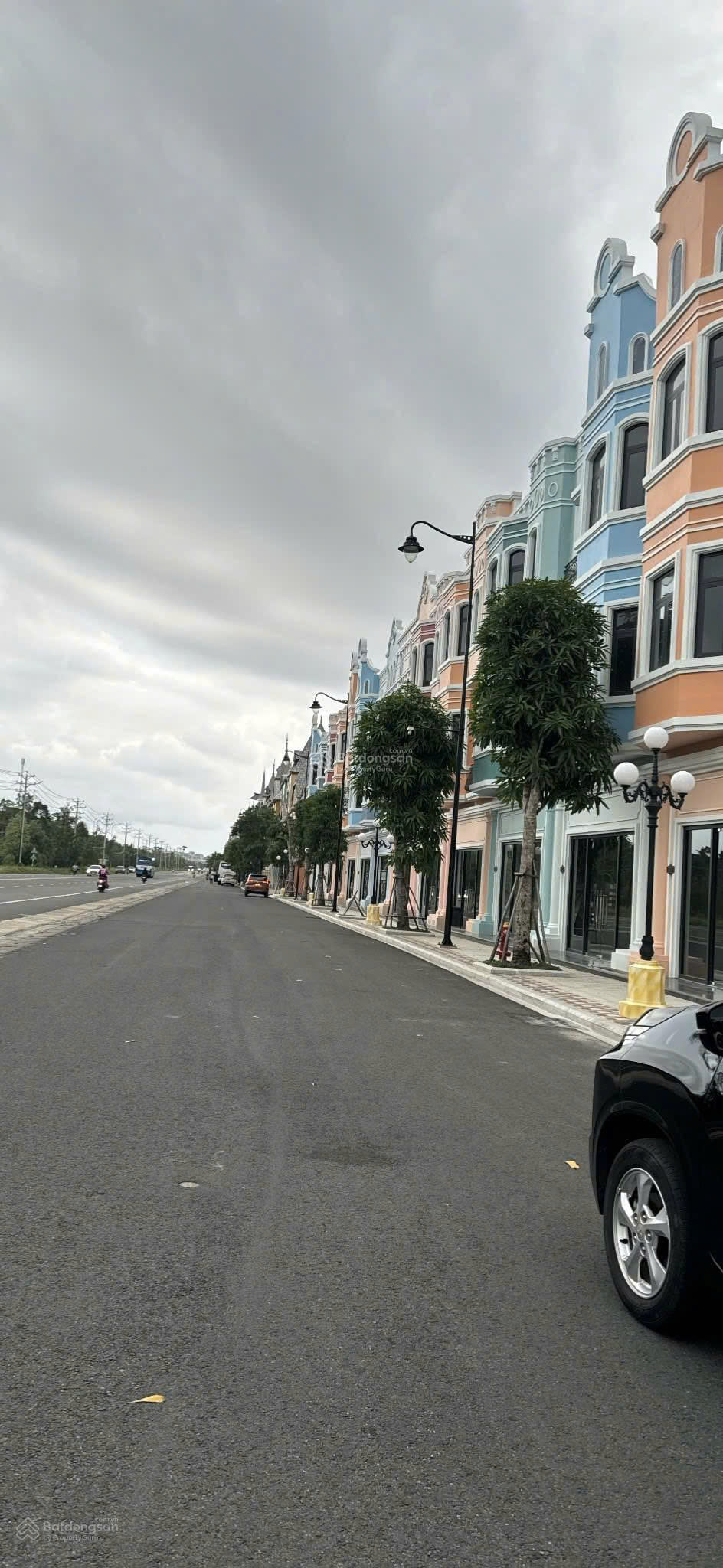 Bán cắt lỗ sâu để trả ngân hàng shop vin Phú Quốc, 12.5 tỷ, 128.7m2, mặt đường to trung tâm