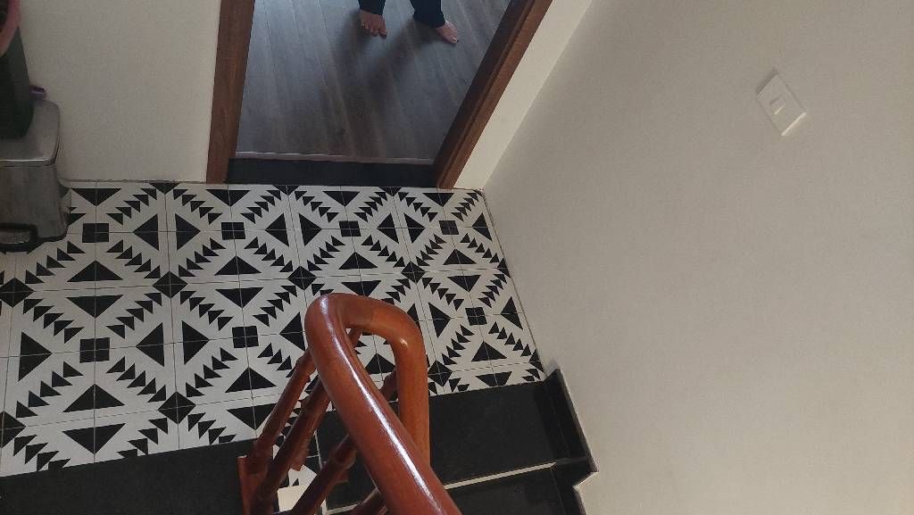 hoàng hoa thám DT 35m x5 tầng 7,99 tỷ- full nội thất xịn,nhà mới ngõ thông