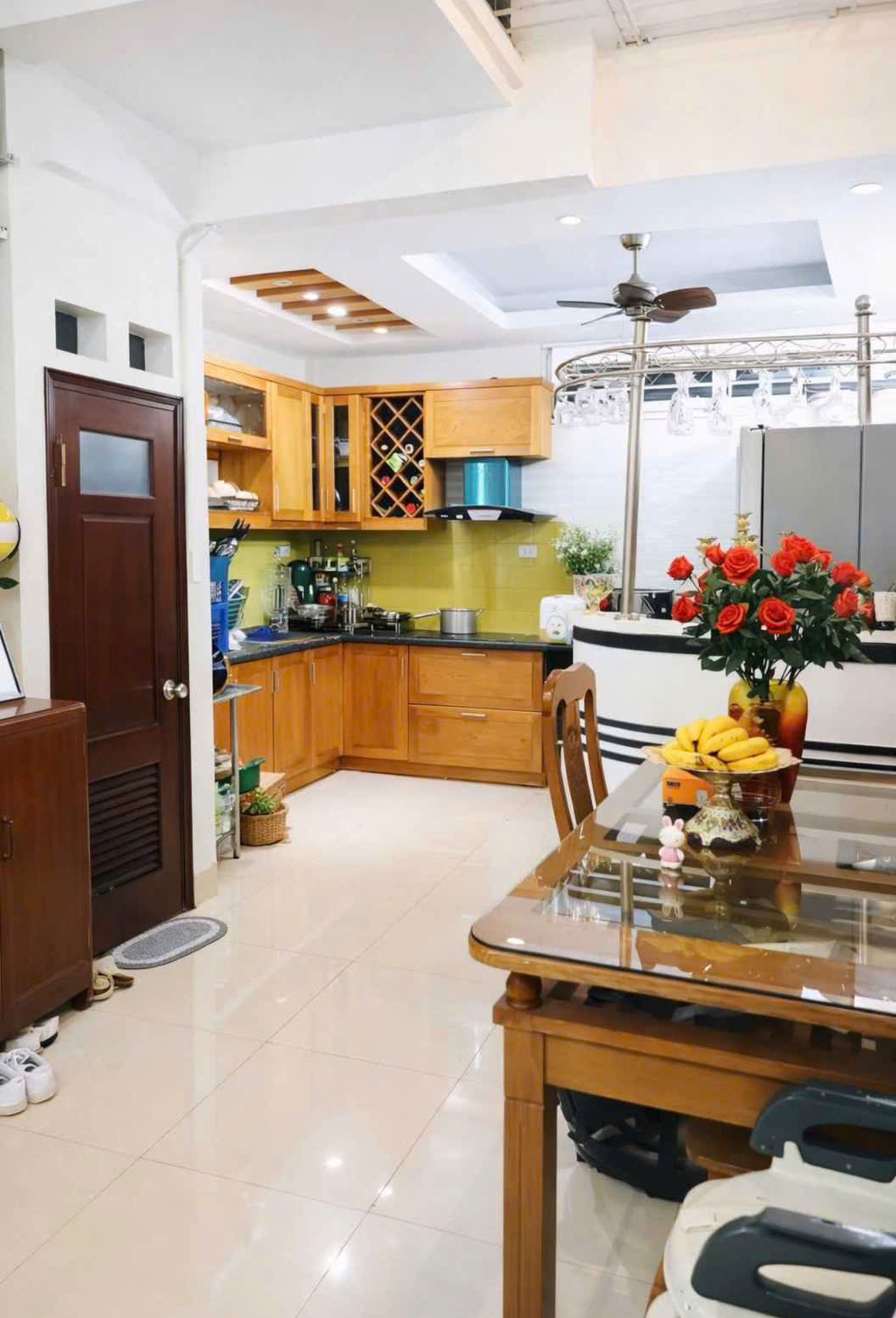 NGÕ HÒA BÌNH – DIỆN TÍCH 41M – NHÀ 3T – MT 4M – SÂN RỘNG – GIÁ CHỈ – 8.5 TỶ