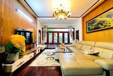 lạc long quân 50m x6 tầng 18,9 tỷ ô tô qua nhà,ngõ thông,full nội thất,5p ra hồ tây