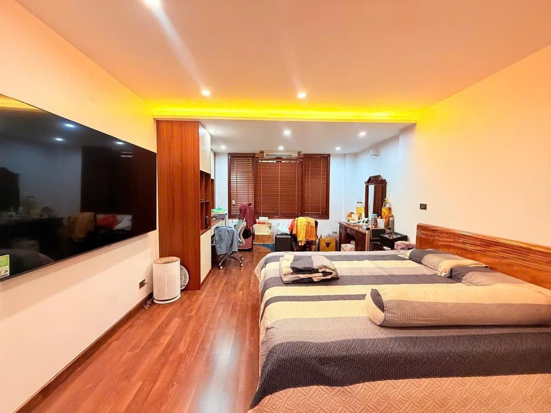 LẠC LONG QUÂN/ TÂY HỒ – PHONG THUỶ ĐẸP – VƯỢNG KHÍ – Ở LÀ PHÁT- NGÕ YÊN TĨNH – GIÁ: 13.9 TỶ