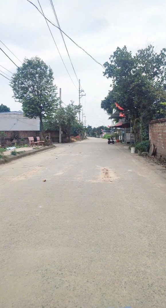 Cần Tiền Gấp 2 Lô Đất Sổ Đỏ Trao Tay Sát Khu Công Nghệ Cao, Gần Quốc Lộ 21 & Trường Học