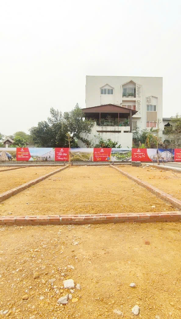 Cần Tiền Gấp 2 Lô Đất Sổ Đỏ Trao Tay Sát Khu Công Nghệ Cao, Gần Quốc Lộ 21 & Trường Học