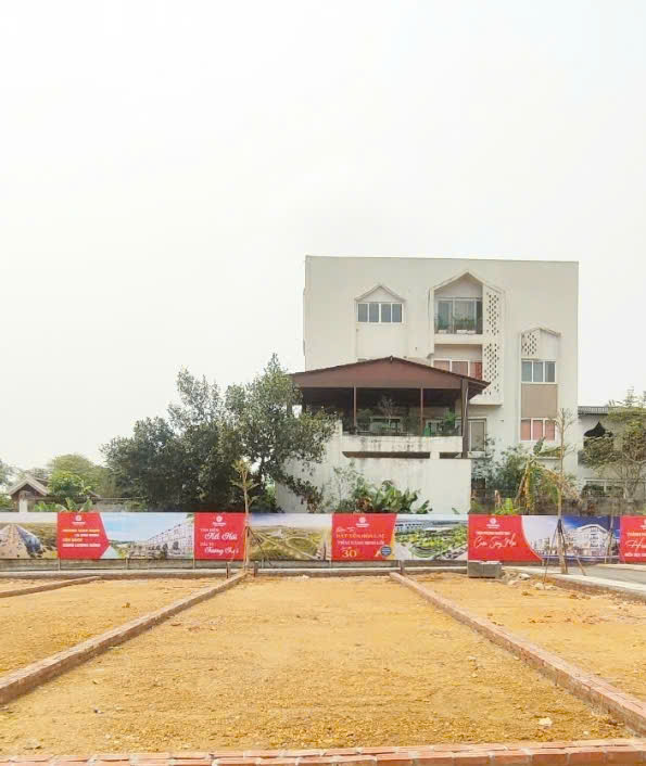 Duy nhất 1 lô đất cạnh trường Cao đẳng diện tích 103m2 cắt lỗ.