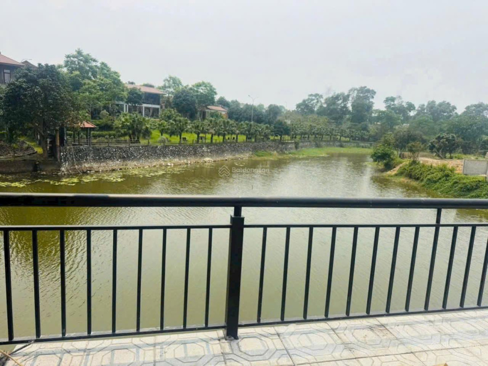 Siêu phẩm đất Hòa Lạc view hồ thoáng mát, gần CNC & ĐH FPT