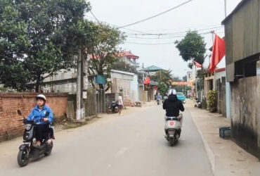 Bán rẻ mảnh đất vị trí vàng đường 10m, sẵn sổ đỏ tại khu vực Quốc lộ 21