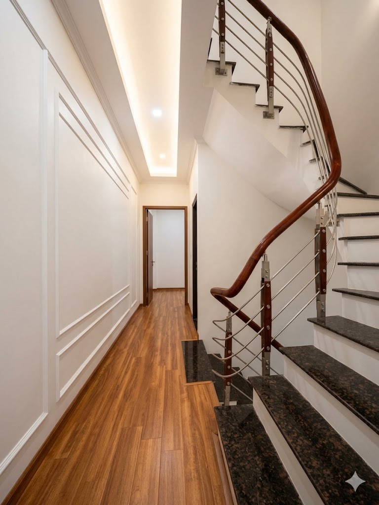 Nhà gần Võng Thị Tây Hồ ngõ thông – 3 phút hồ – hướng đẹp – 3 gác vào nhà – ở thích