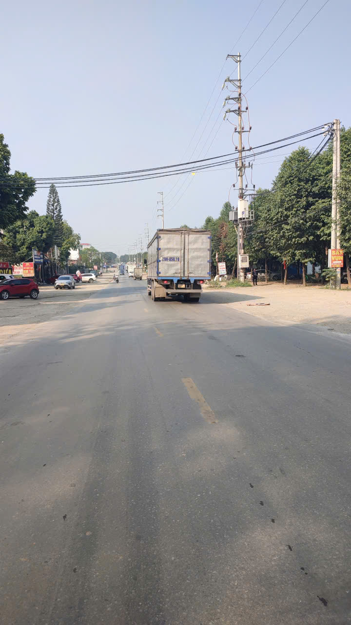 Chủ nhà ngộp cần bán đất sát Quốc lộ 21 ngay hồ sinh thái giá chỉ 3x triệu.