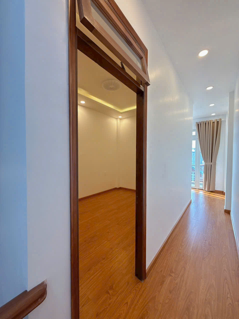NHÀ ĐẸP 2 MẶT THOÁNG – GẦN CHỢ NGÔ QUYỀN – FULL NỘI THẤT XỊN