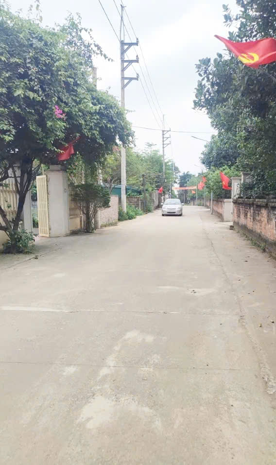 Bán gấp lô đất 102m2 gần Quốc lộ 21 giá rẻ