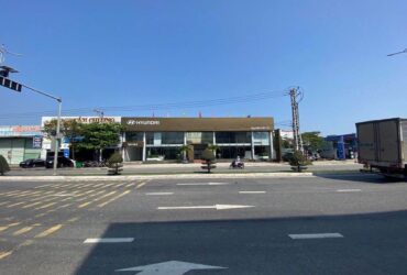 Bán mặt tiền Cách Mạng Tháng 8, ngang 30m, 1427m2, gần sân bay, giá 178 tỷ