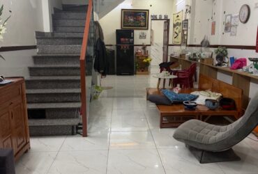 Bán nhà 2 tầng mặt tiền Cách Mạng Tháng 8 65m2 giá 7 tỷ 1
