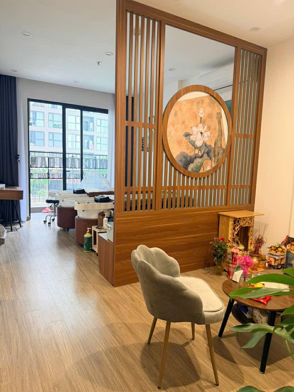 MÌNH CẦN NHƯỢNG GẤP SPA TẦNG 2 TẠI CHUNG CƯ VINHOMES SMART CITY TÂY MỖ HÀ NỘI