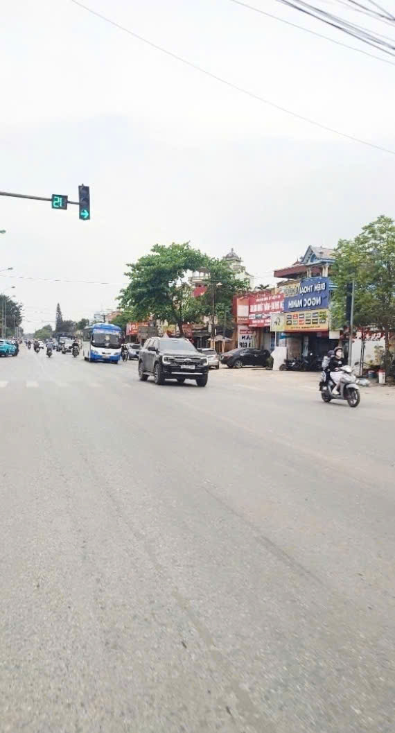 CƠ HỘI ĐẦU TƯ LÔ GÓC 102M2 CẠNH QUỐC LỘ 21 GIÁ DÂN LÀNG – ĐÓN SÓNG GA METRO