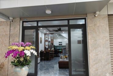 NHÀ TÂY HỒ-SỔ PHÂN LÔ-OTO 7 ĐỖ CỬA-NGÕ RỘNG 5M THÔNG TỨ TUNG-NỘI THẤT SANG ĐẸP-KHU ĐÁNG SỐNG- NHỈNH 11 TỶ