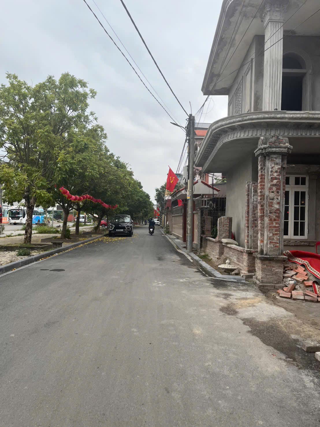 HƠN 40TR/M² – SỞ HỮU NGAY LÔ ĐẤT XINH, ĐƯỜNG NHỰA Ô TÔ VÀO TẬN NƠI  Diện tích: 79m² – mặt tiền 5m rộng thoáng, cực đẹp