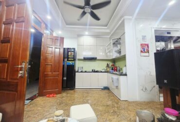 NHÀ LÔ GÓC – NGÕ Ô TÔ TẢI – CÁCH PHỐ HOÀNG HOA THÁM HƠN 20M
Căn nhà hiếm trong khu Ba Đình, vị trí cực đẹp – ở sướng, đi lại thuận tiện, có thể kết hợp kinh doanh.