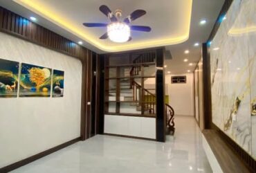 chính chủ bán nhà 4 tầng đẹp ngay trần lãm, gần bv sản an đức và khối bệnh viên lớn nhất tỉnh hưng yên