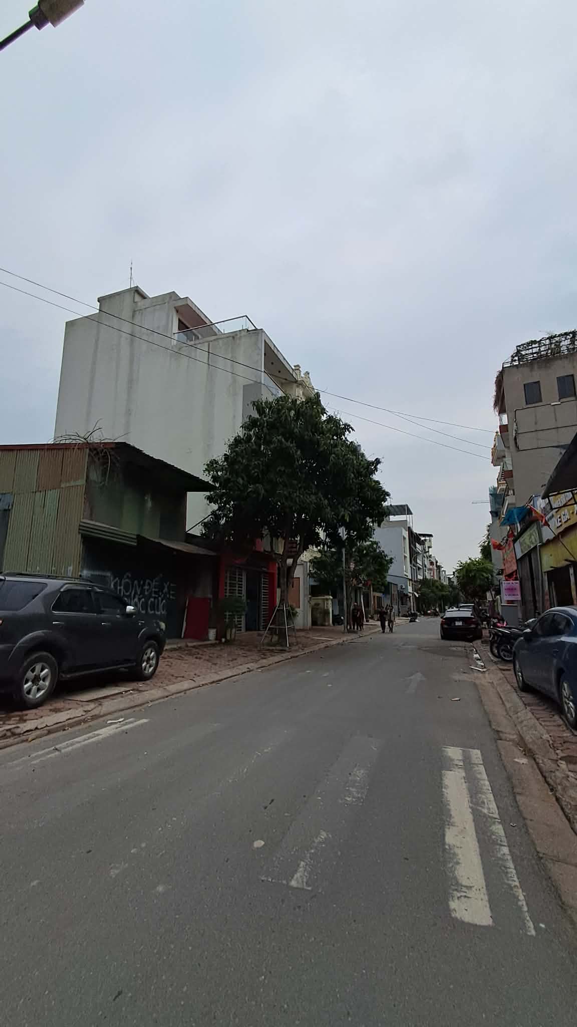 BÁN ĐẤT ĐẤU GIÁ LONG BIÊN 80M2- MT 5.5M- CẠNH VINHOMES- HƠN 20 TỶ