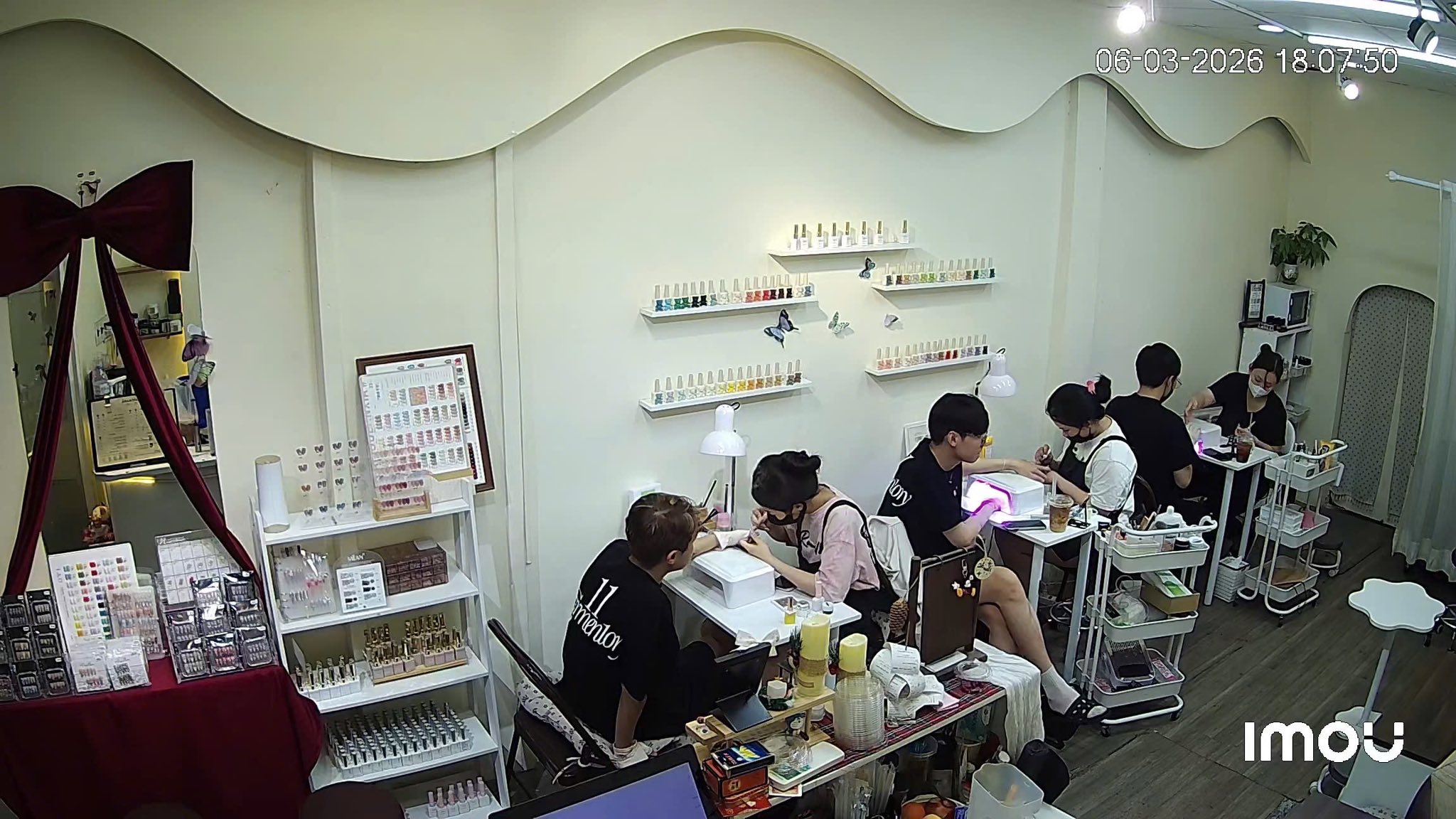 SANG TIỆM NAIL 60tr HUỲNH VĂN BÁNH – MẶT TIỀN TRUNG TÂM QUẬN PHÚ NHUẬN