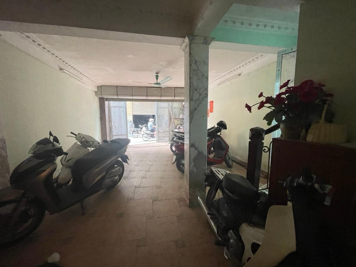 Bán Nhà Nguyễn Phúc Lai 46m2. 6 tầng. mặt tiền 5m. giá 23 Tỷ Đống Đa Hà Nội