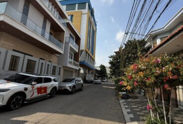 Bán nhà 2 Tầng P.Tam Hiệp,SHR đường nhựa 8M,gần trường THPT Trấn Biên