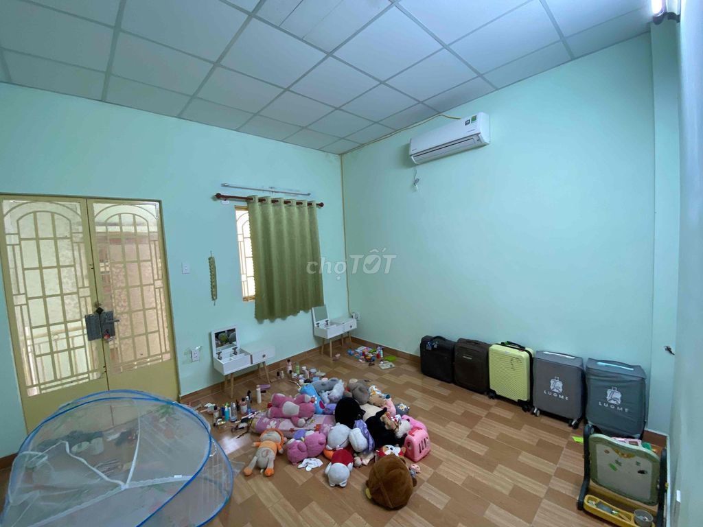 PHÒNG TRỐNG TẦNG 2 – QUẬN 10