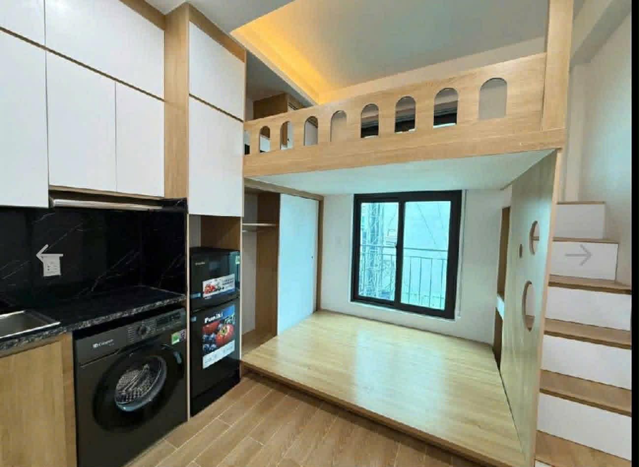 Chung cư mini Việt Hưng, 65m x 8 tầng, 19 phòng  khép kín, dòng tiền 1 tỷ/năm