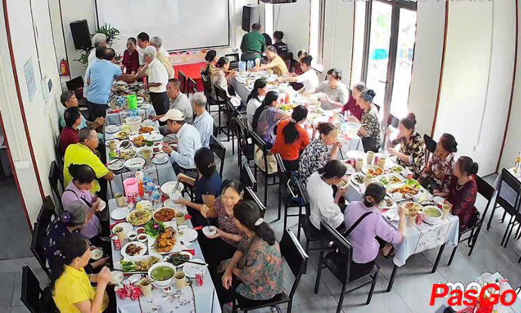 Do công việc bận dộn nên E cần sang nhượng nhà hàng hoặc kết hợp kinh doanh