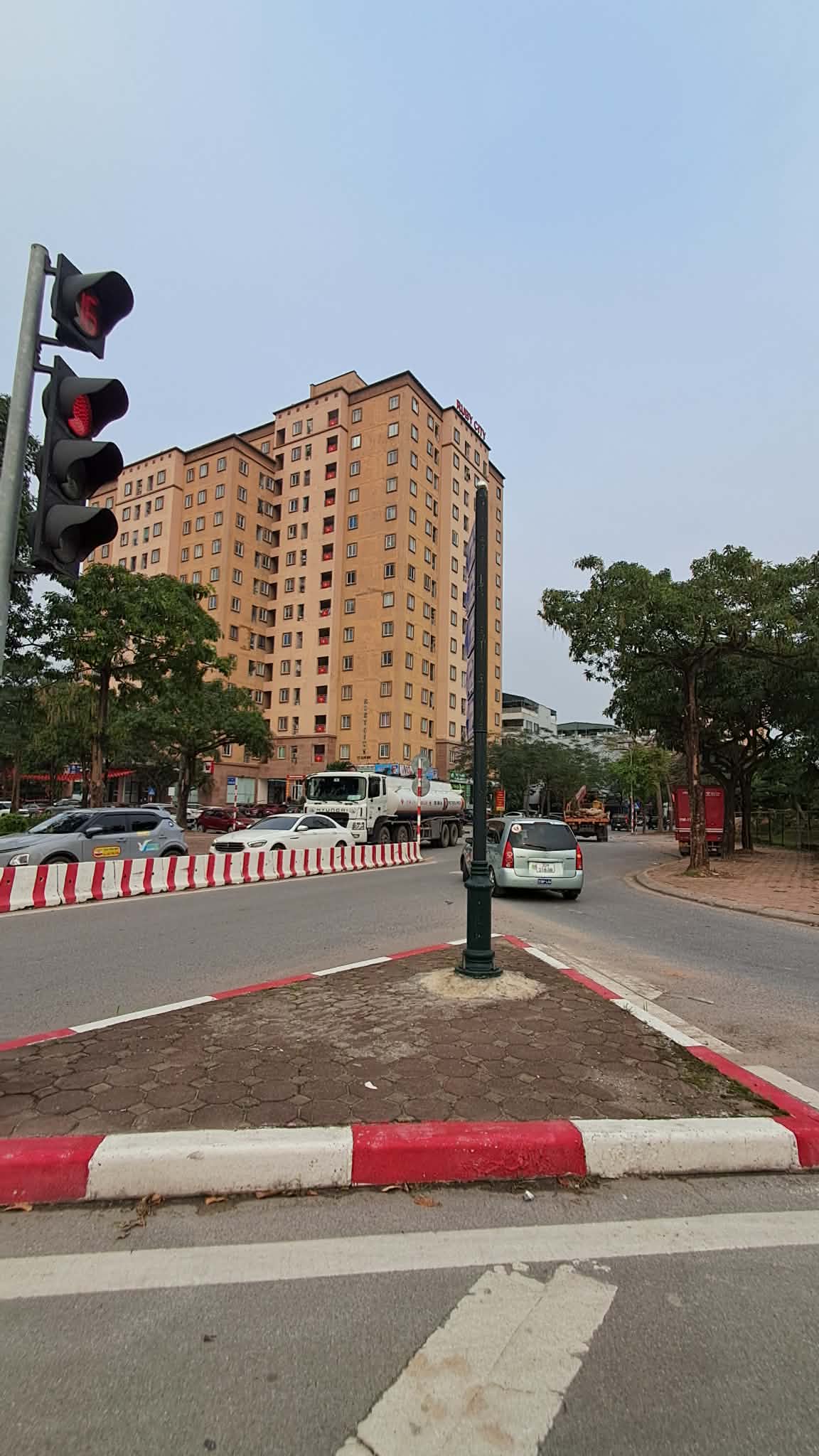 BÁN ĐẤT MẶT PHỐ VIỆT HƯNG 55M2- MT 4.3M- KINH DOANH, Ở SƯỚNG- HƠN 10 TỶ