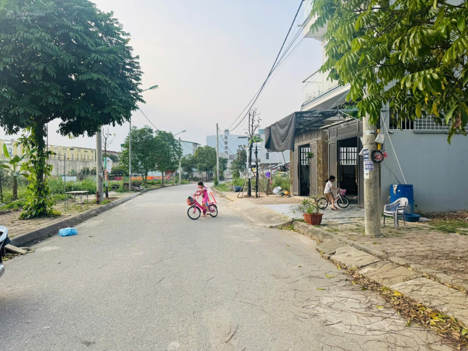 BÁN ĐẤT 146M2 NHỈNH 3,3 TỶ BÌNH YÊN, THẠCH THẤT, PHÙ HỢP MỌI MỤC ĐÍCH VÙA Ở VÙA ĐẦU TU KINH DOANH