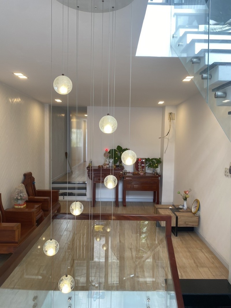 Bán nhà 3 Tầng Trung tâm Biên Hòa,SHR đường ô tô,gần chợ Cây Chàm,giá tốt