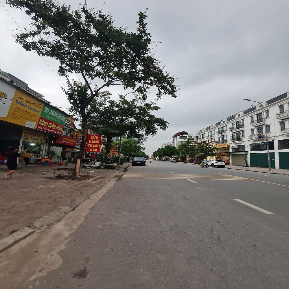 101m2 đất đấu gia 31ha Trâu Quỳ. Đường 15m kinh doanh sầm uất. Chỉ 15 tỷ x. Lh 0989894845