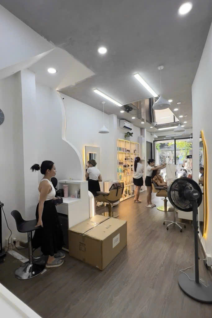 CHÍNH CHỦ BÁN NHÀ MẶT TIỀN KINH DOANH Đ.NGUYÊN ĐÌNH CHIỂU, QUẬN 3 – DUY NHẤT NHÀ CHÀO BÁN CHỈ 15TY * LIÊN HỆ GIANG GIANG:0938676685