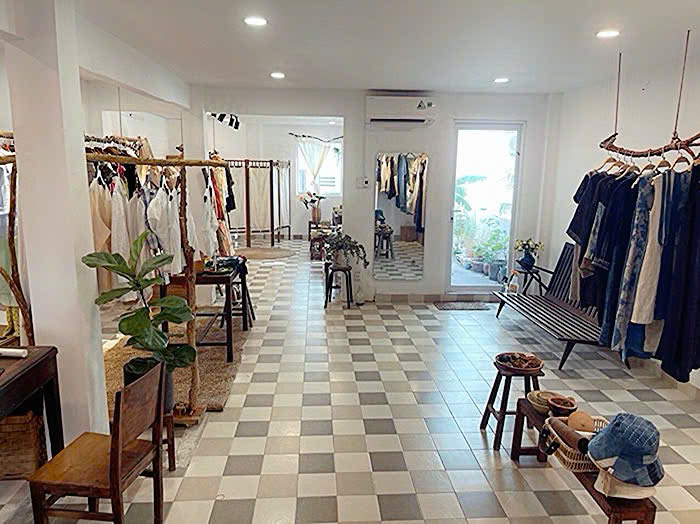 BÁN NHÀ 3 TẦNG – XE HƠI NGỦ TRONG NHÀ Đ.BÙI THỊ XUÂN, QUẬN 1 – HDT 50TR/TH * LH GIANG GIANG:0938676685