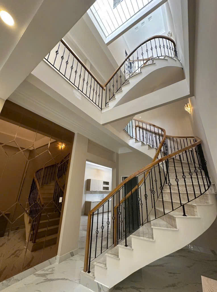 CHÍNH CHỦ BÁN NHÀ HXH Đ. TÔN THẤT TÙNG, QUẬN 1 – NHÀ MỚI THIẾT KẾ XIN SÒ * LIÊN HỆ GIANG GIANG: 093.86.76.685