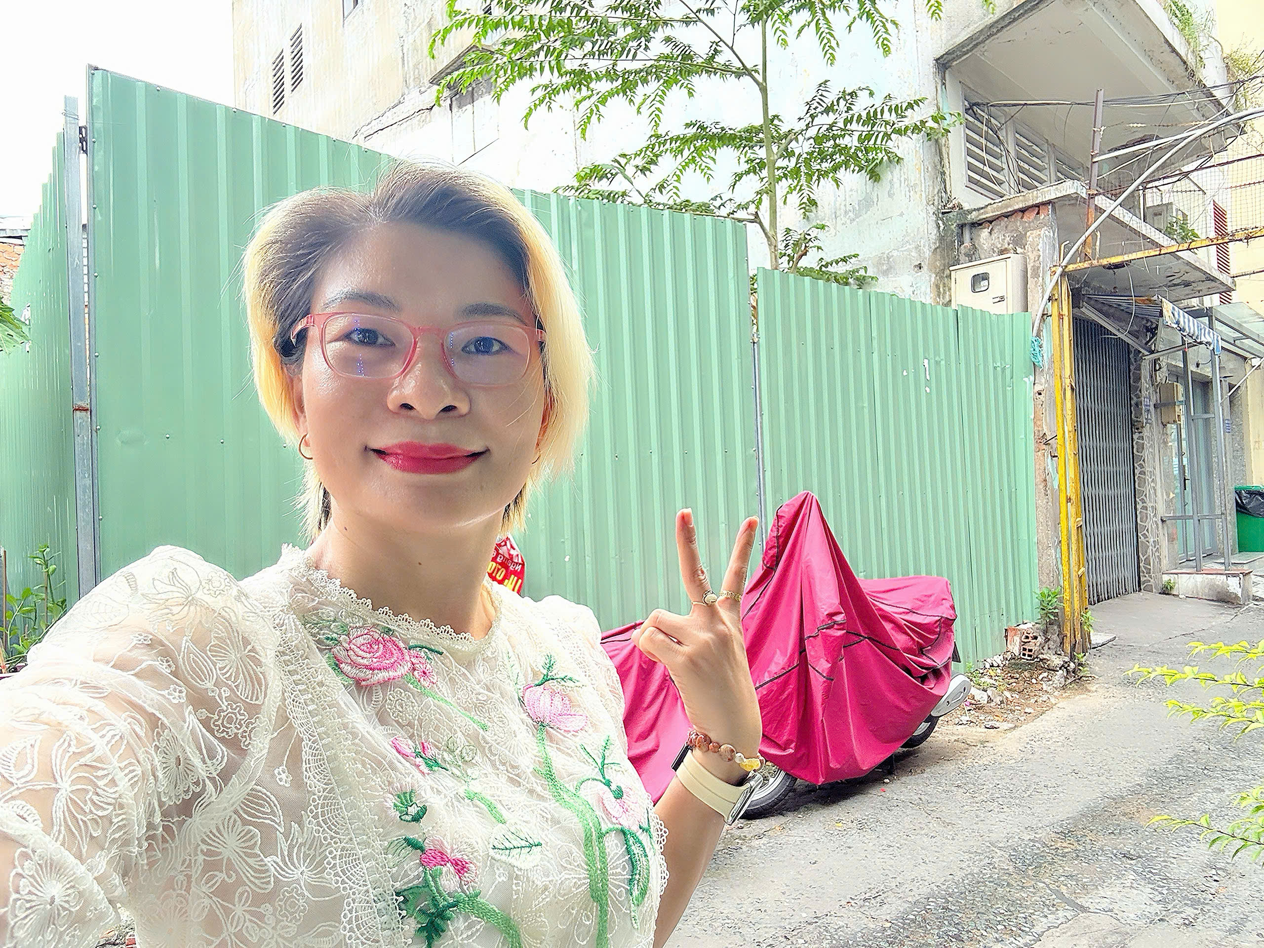 BÁN ĐẤT 2 MẶT TIỀN – XE HƠI ĐẬU CỬA Đ. NGUYỄN CƯ TRINH, QUẬN 1 – NGANG HIẾM 6M*11M – XD 5 TẦNG SÂN THƯỢNG * LH GIANG GIANG:0938676685