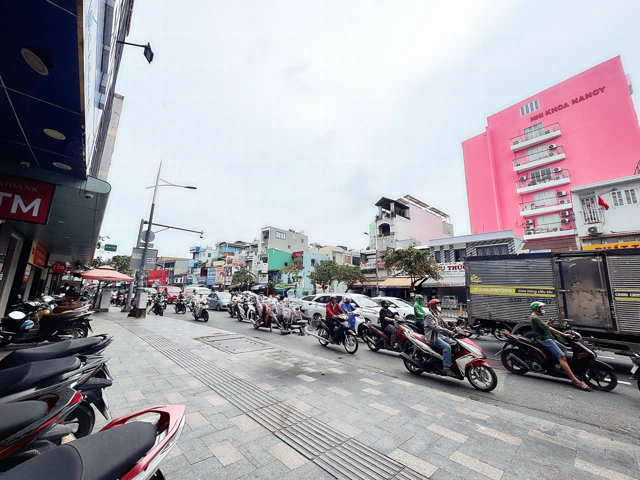 BÁN NHÀ MẶT TIỀN 40M Đ. NGUYỄN VĂN CỪ, QUẬN 5 – 145M2 – CHÍNH CHỦ 1 ĐỜI XƯA * LH GIANG GIANG:0938676685