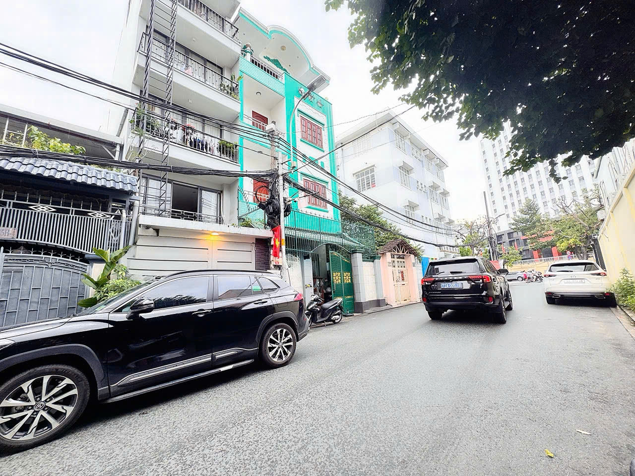 BÁN NHÀ 4 TẦNG HXH 10M Đ.NGUYỄN TRÃI, QUẬN 1 – NGAY BỘ CÔNG AN – KHU VIP HIẾM BÁN * LH GIANG GIANG: 093.86.76.685