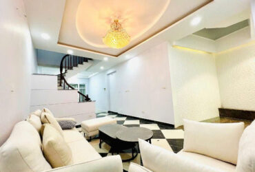 SIÊU PHẨM BA ĐÌNH – VÀI BƯỚC RA LĂNG BÁC – NHỈNH 7 TỶ CÓ NHÀ 5 TẦNG ĐẸP
