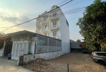 Bán đất Đông Hòa 181m2, Ngang 7,5M,SHR đường ô tô, gần BigC GO Dĩ An